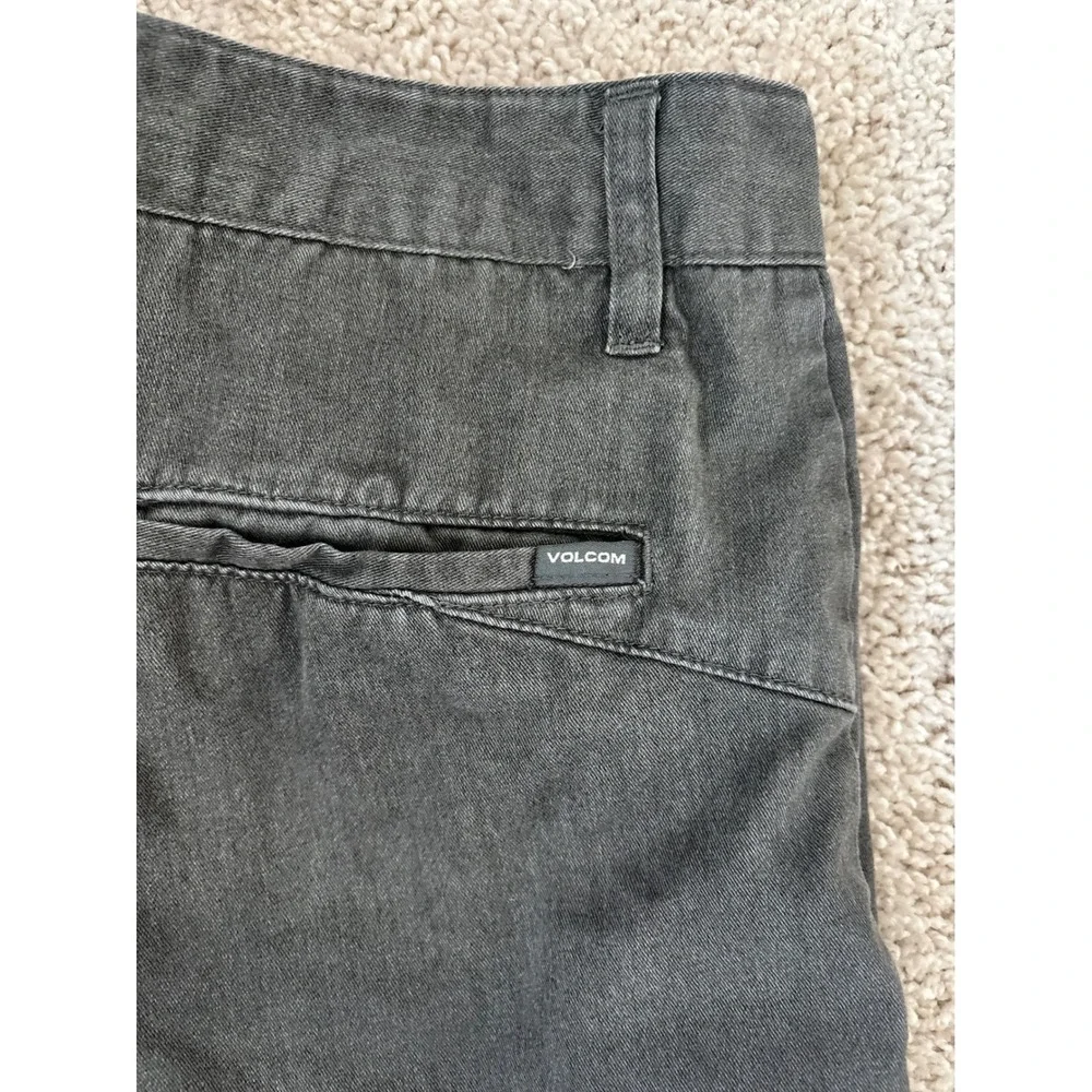Volcom Mens Chino Pants Charcoal Gray Frickin Modern Stretch Skate Trousers 36